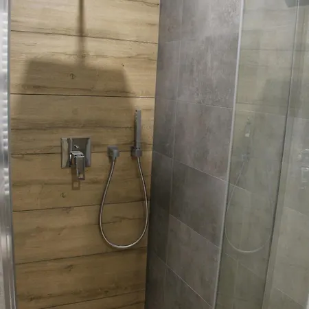 Z Prywatna Sauna, 300 M Do Szrenica Arena Шклярска-Поремба